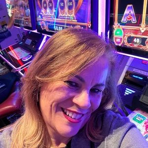 Meet your Posher, Miriam